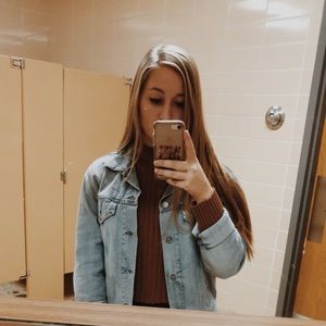 Meet your Posher, Katie